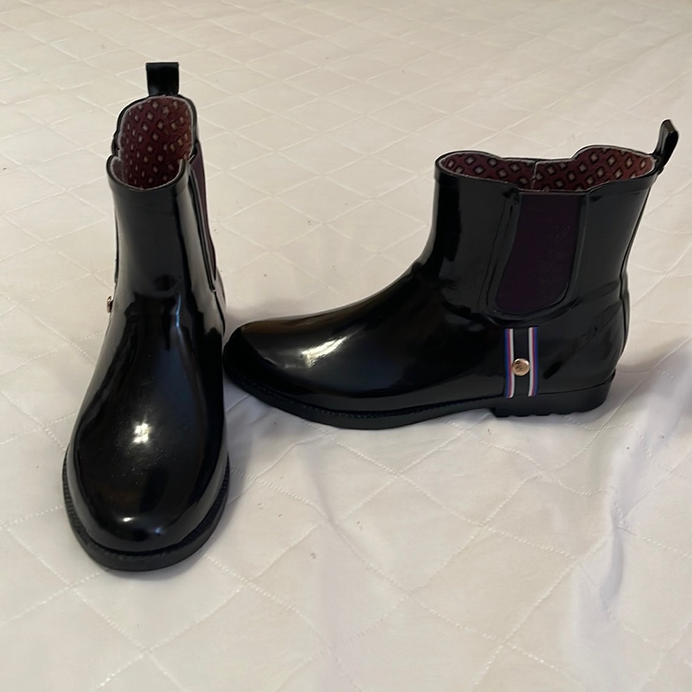 Tommy Hilfiger Black Rain Booties